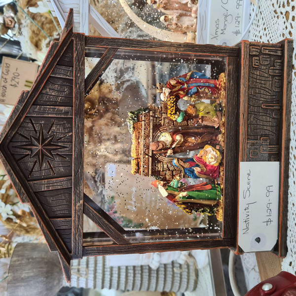 Nativity Scene | Snow Globe