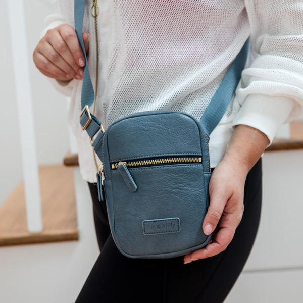 brooklyn-elemental-blue-liv-milly